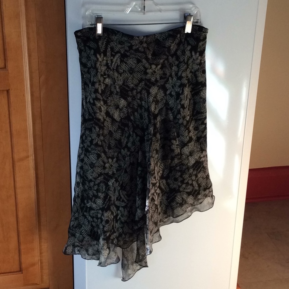 Max Studio Lined Midi Skirt 100% Silk Shell